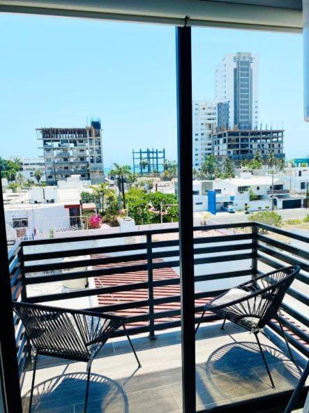 Hermoso Departamento A Unos Pasos De La Playa Mazatlan Ngoại thất bức ảnh